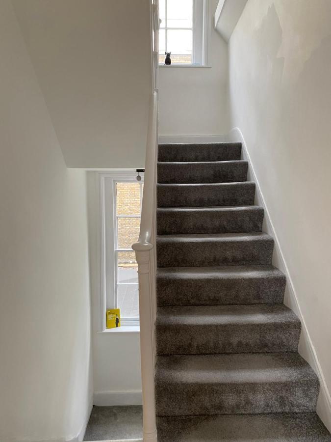 Charming Newly Refurb 2-Bed 2-Bath Whole Apartment Near Hyde Park & Kensington, Prime Paddington Location Zone 1 London Ngoại thất bức ảnh