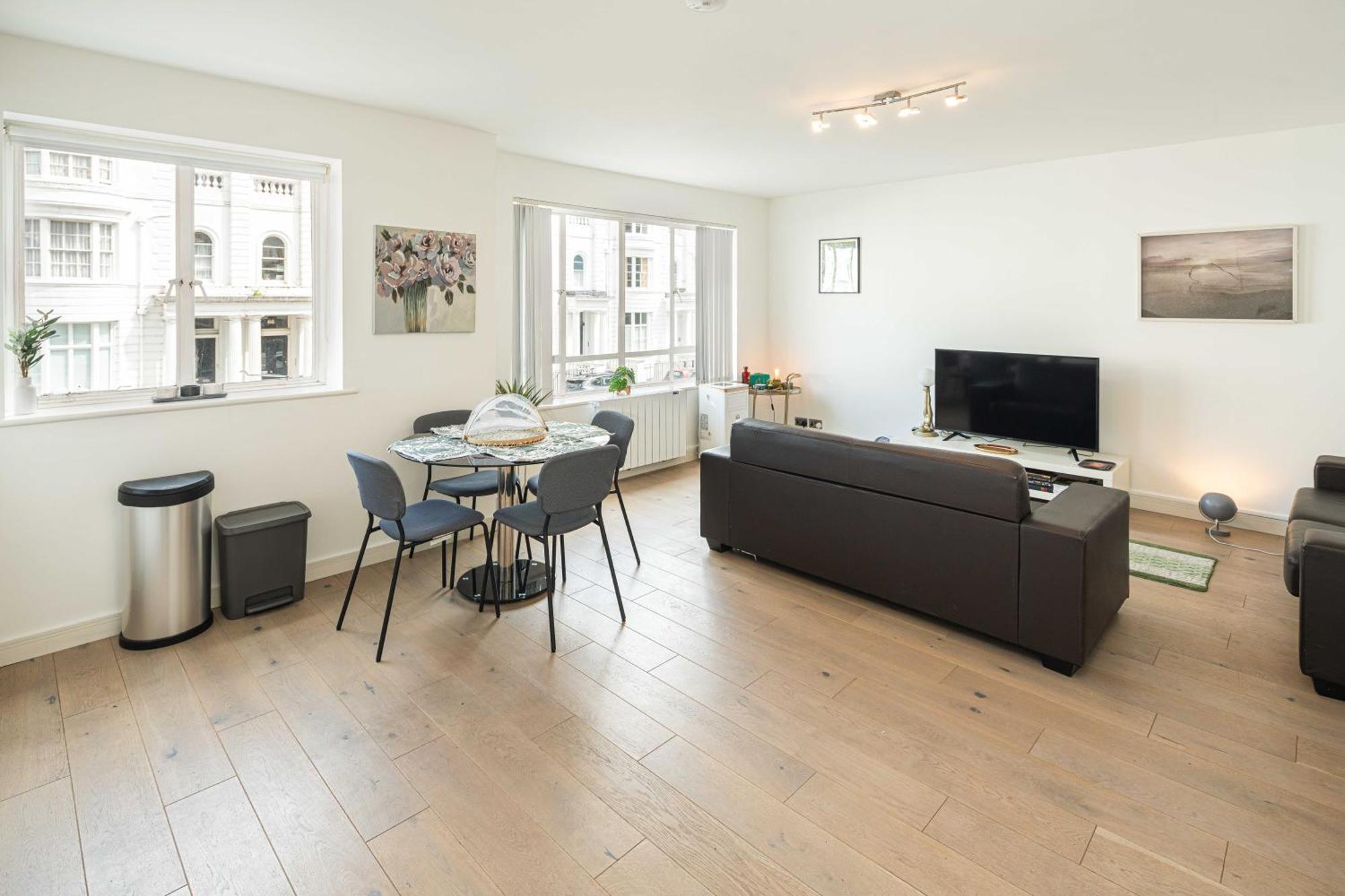 Charming Newly Refurb 2-Bed 2-Bath Whole Apartment Near Hyde Park & Kensington, Prime Paddington Location Zone 1 London Ngoại thất bức ảnh