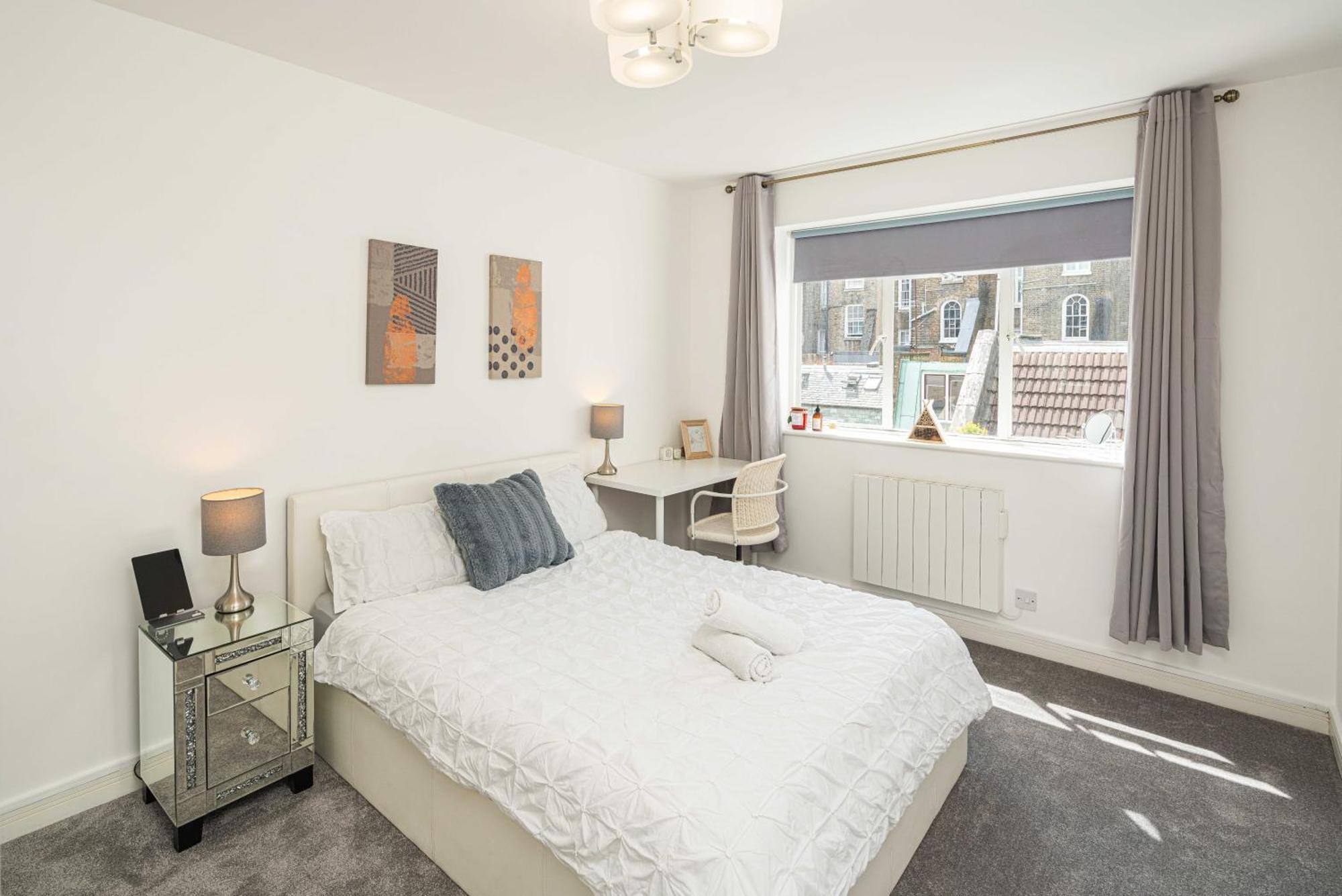Charming Newly Refurb 2-Bed 2-Bath Whole Apartment Near Hyde Park & Kensington, Prime Paddington Location Zone 1 London Ngoại thất bức ảnh
