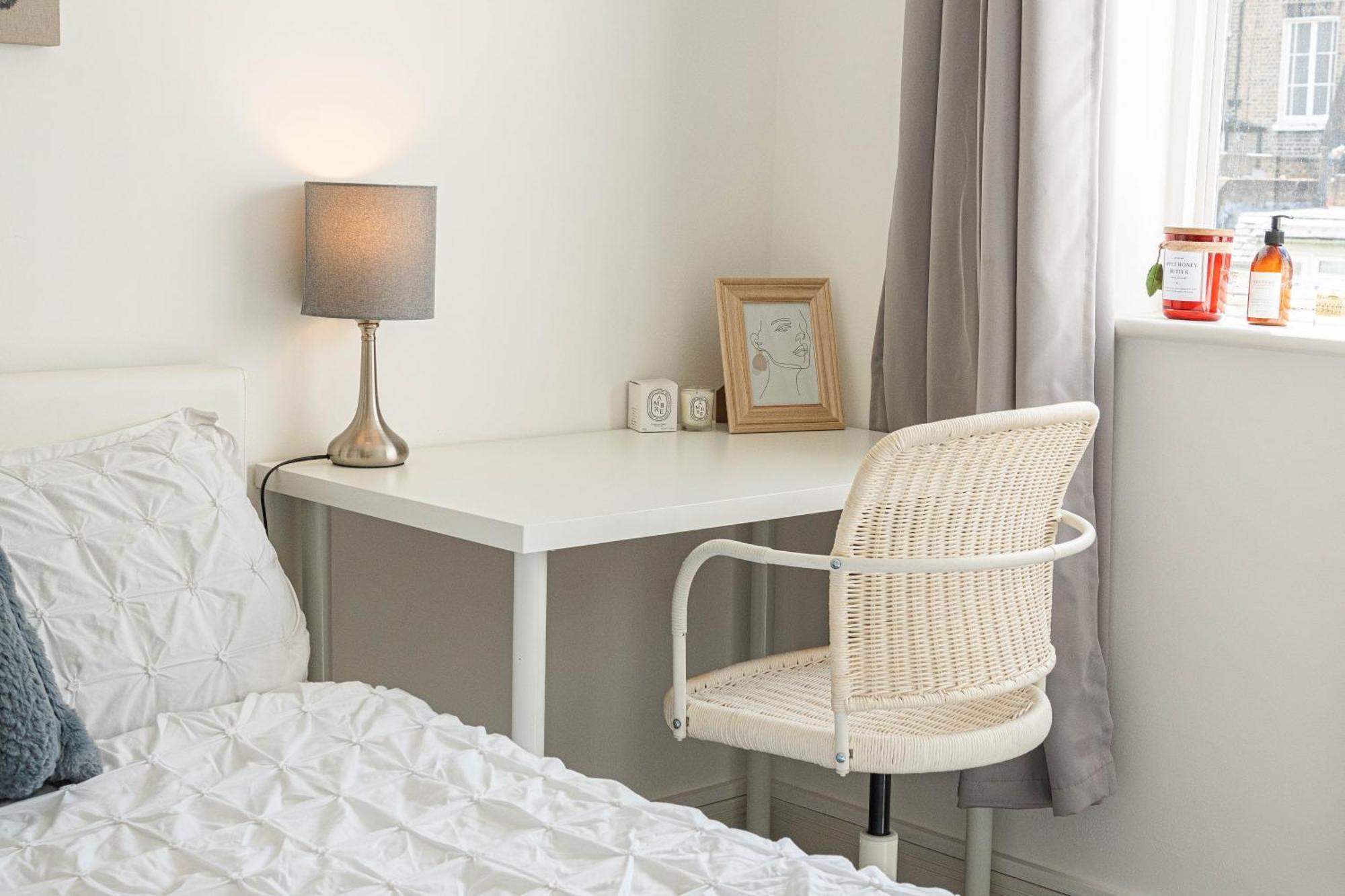 Charming Newly Refurb 2-Bed 2-Bath Whole Apartment Near Hyde Park & Kensington, Prime Paddington Location Zone 1 London Ngoại thất bức ảnh