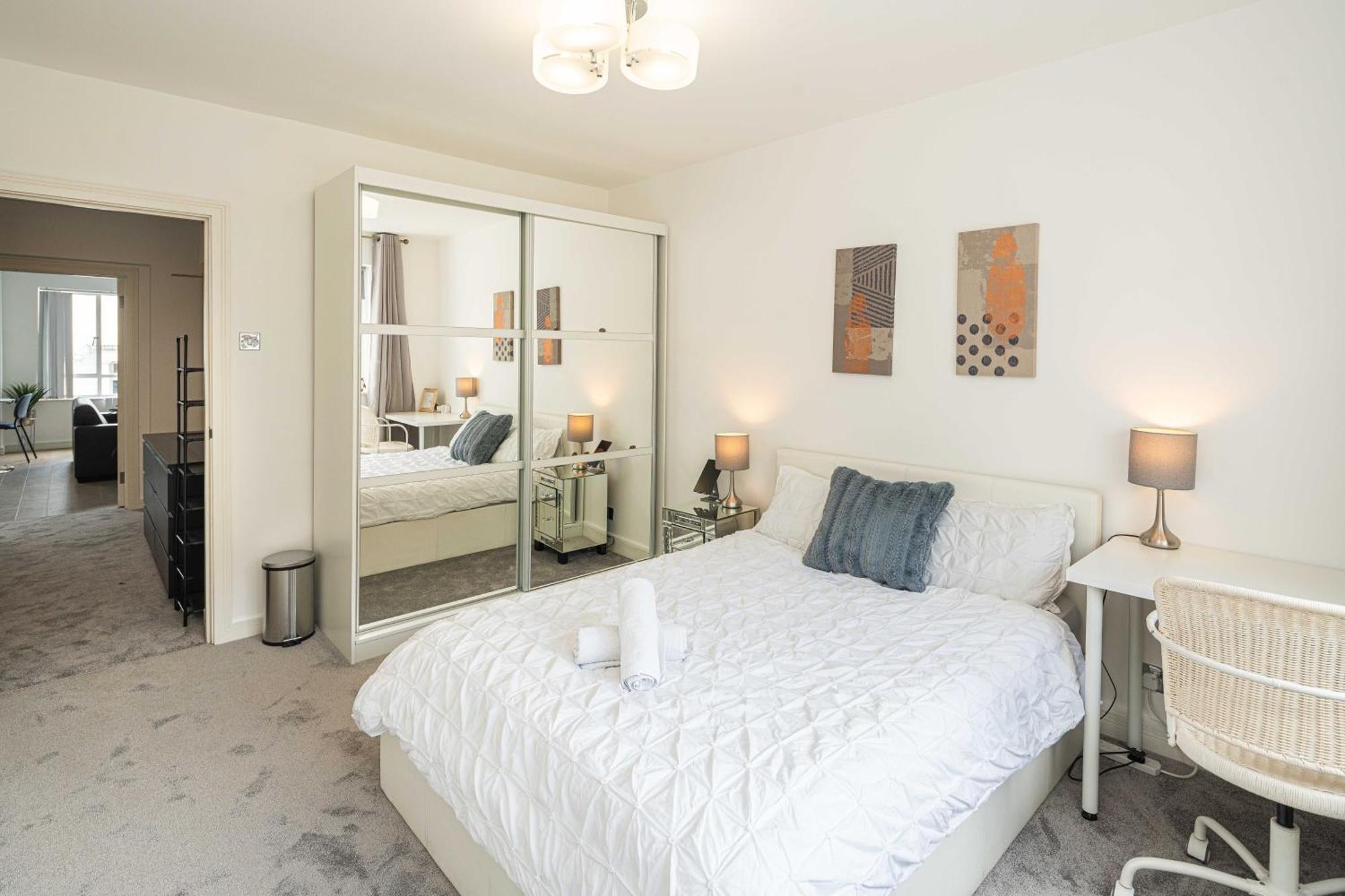 Charming Newly Refurb 2-Bed 2-Bath Whole Apartment Near Hyde Park & Kensington, Prime Paddington Location Zone 1 London Ngoại thất bức ảnh